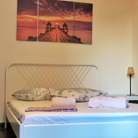 Argo Apartment 15Min From The Airport, 1Min From The Beach Artemis City Center Exterior photo